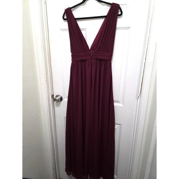 LULUS Elegant Burgundy Maxi Gown Bridesmaid Dress Deep V-Neck & Pleated Bodice S - Picture 4 of 10